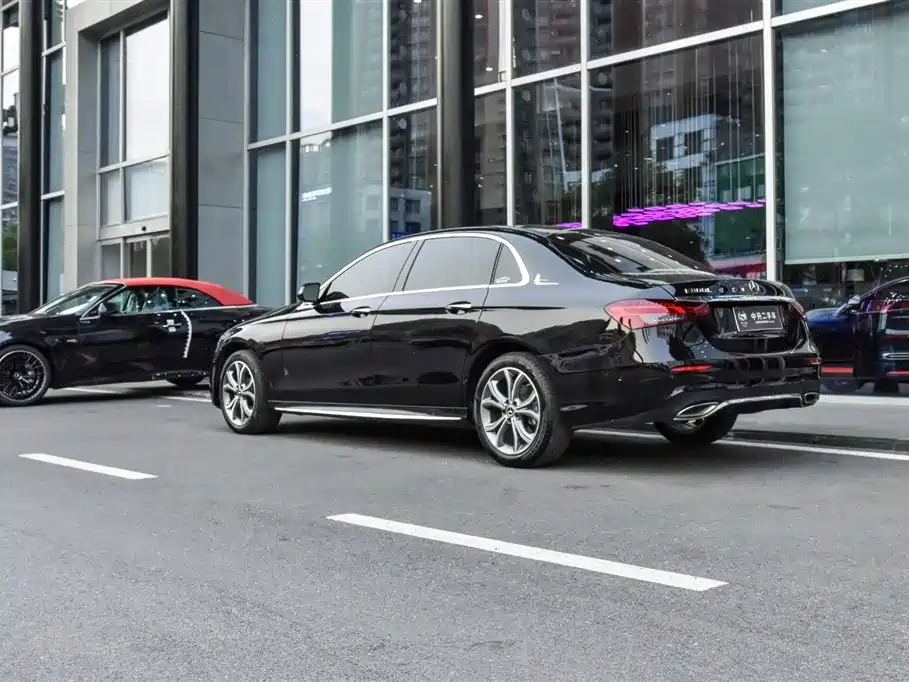 Mercedes-Benz E-Class E 2022 E 300 L Sport Fashion