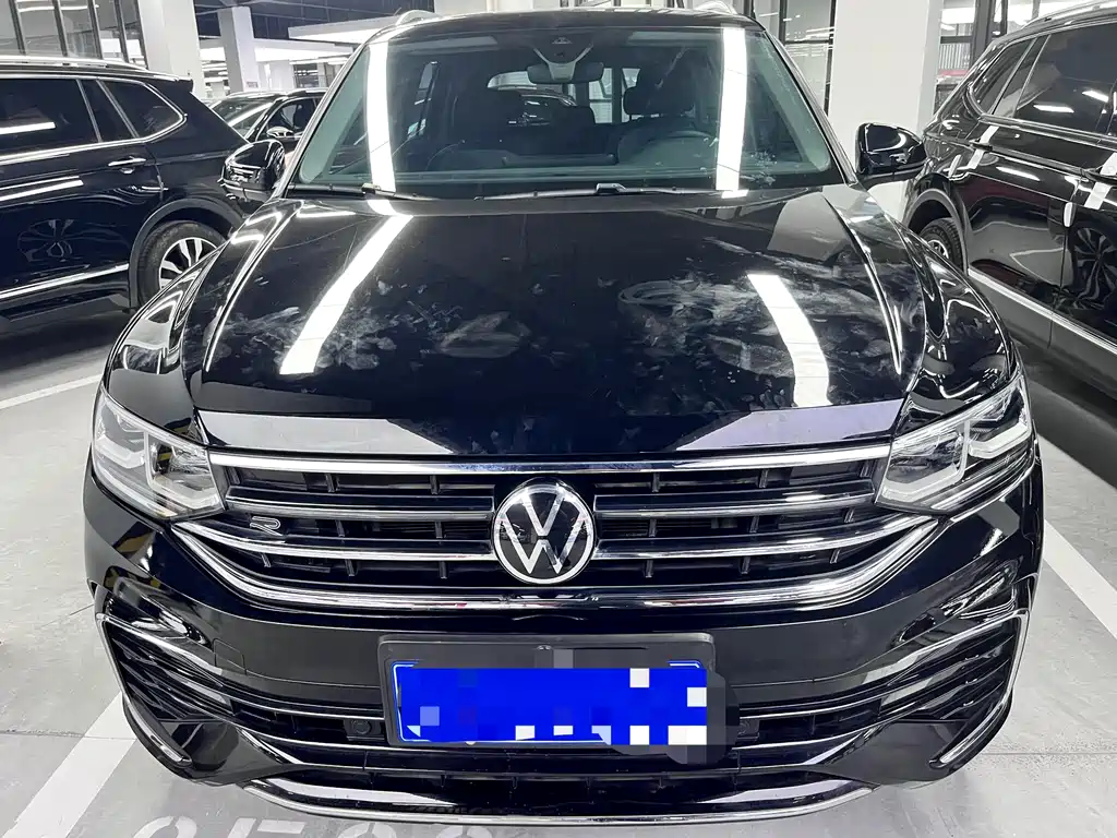 Volkswagen Tiguan L L 2022 330TSI AT