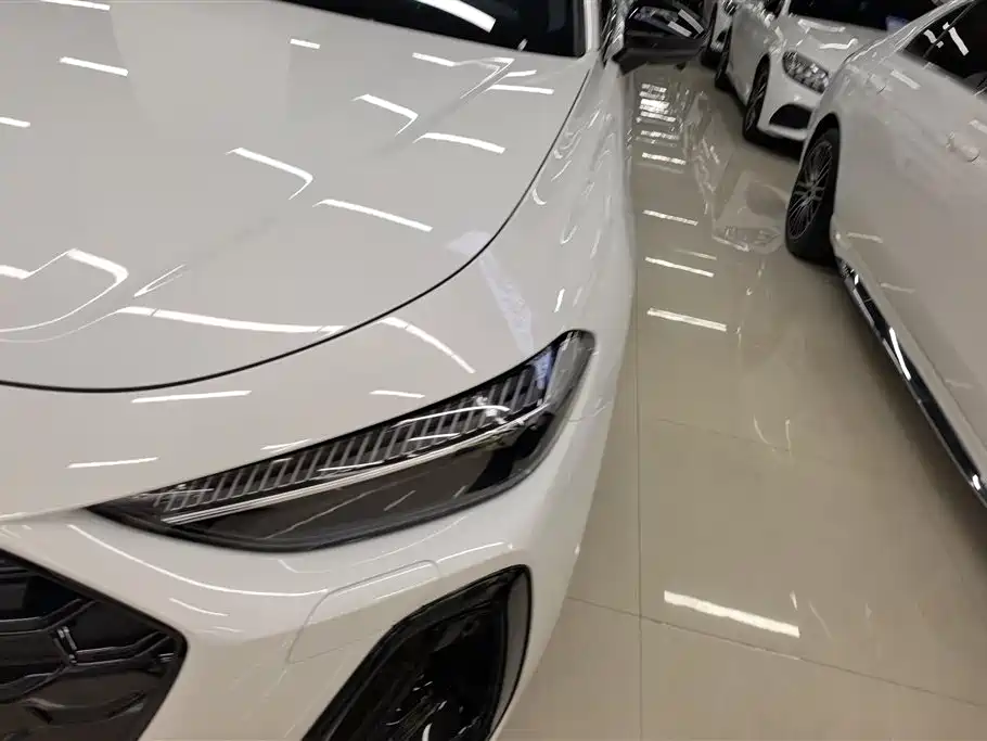 Audi A5L 2026 2.0T Sport