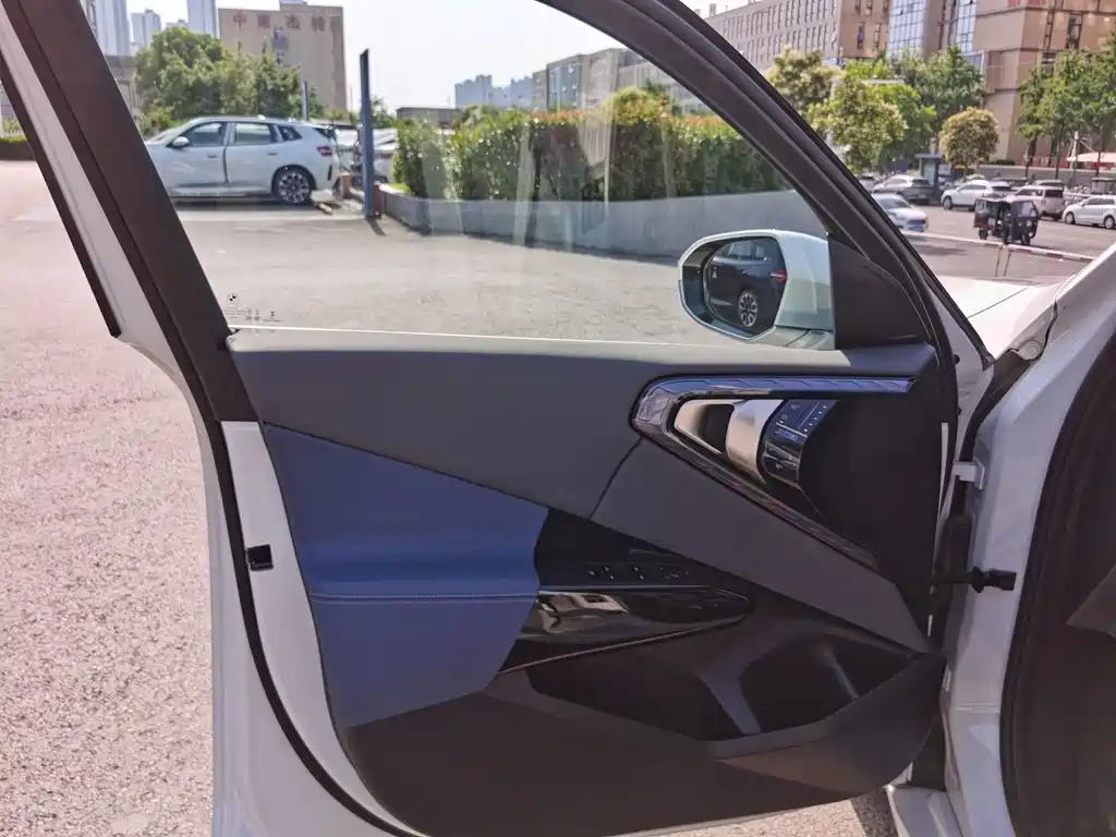 BMW X3 2025 xDrive25L Luxury