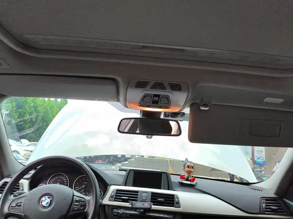 BMW 3 Series — миниатюра 19