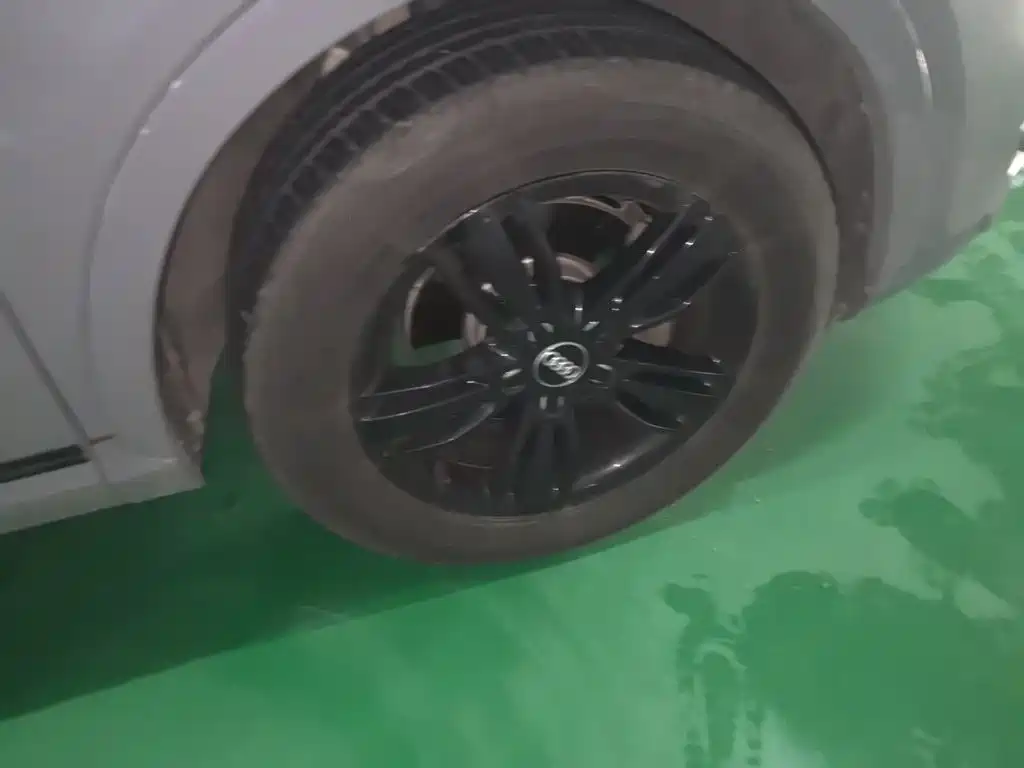 Audi Q3 — миниатюра 24