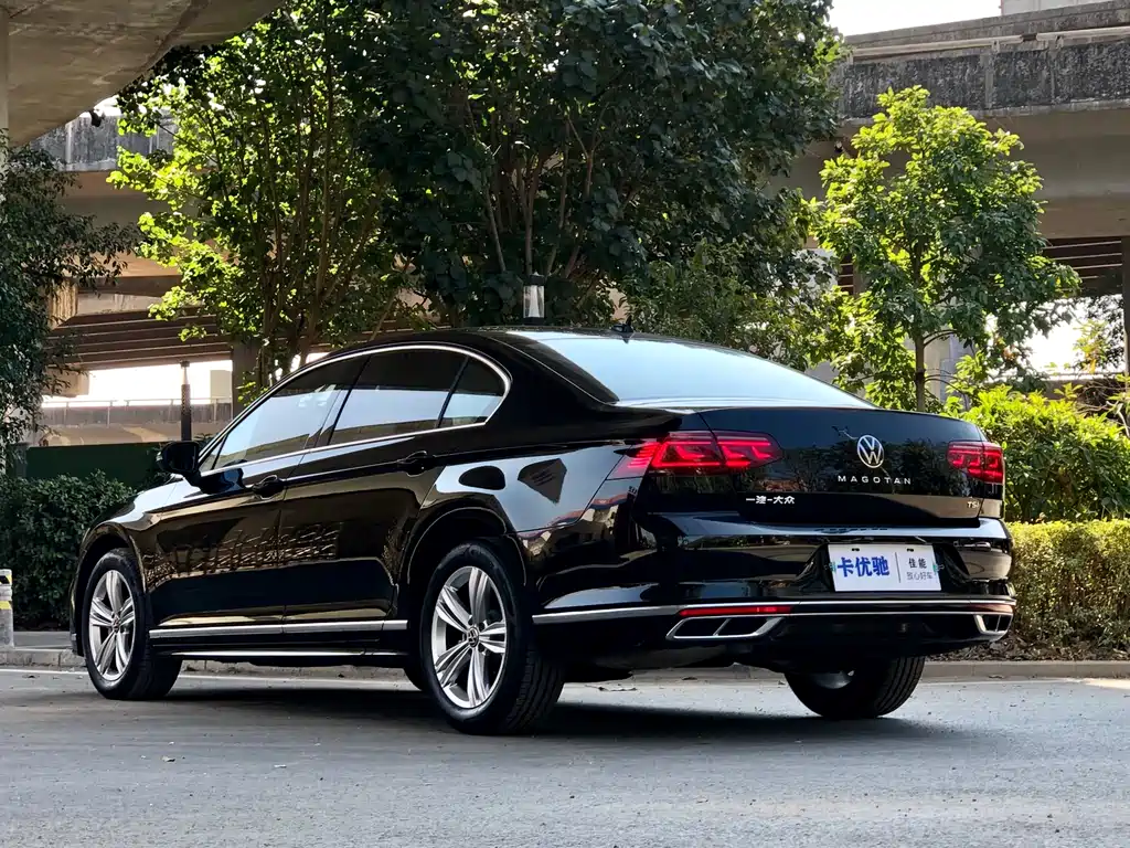 Volkswagen Magotan 2025 280TSI DSG Comfort
