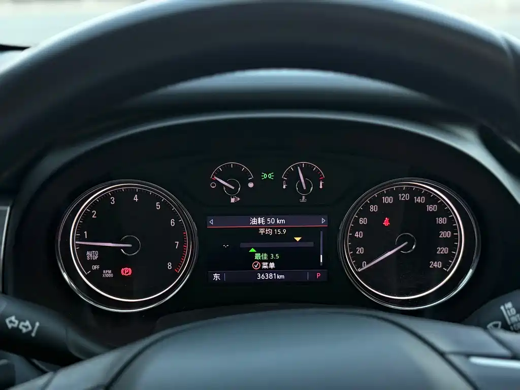 Buick LaCrosse — миниатюра 21