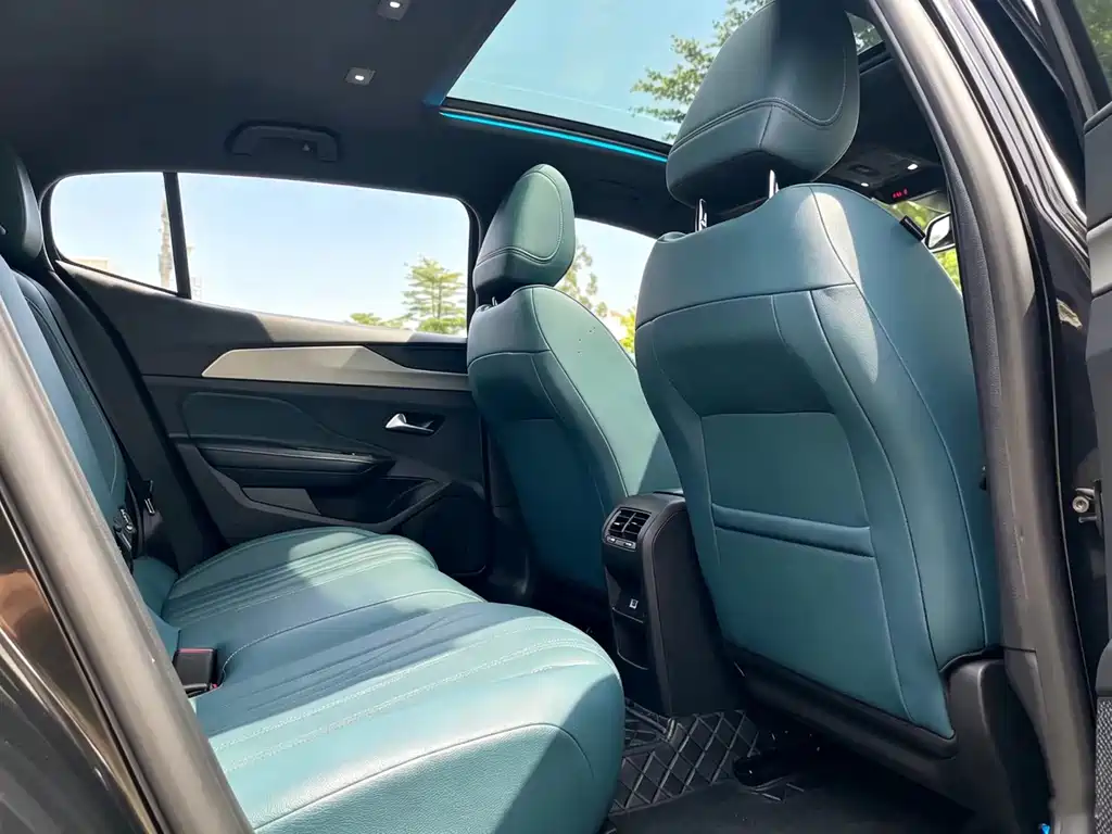 Peugeot 408X — миниатюра 11