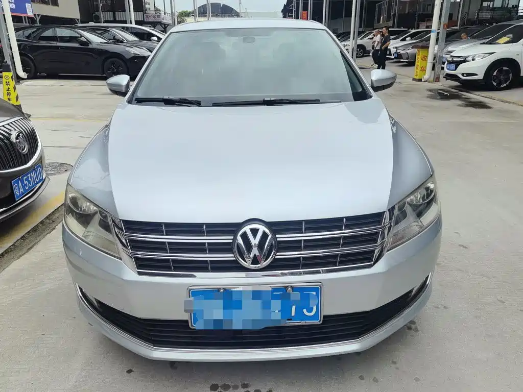 Volkswagen Lavida — миниатюра 2
