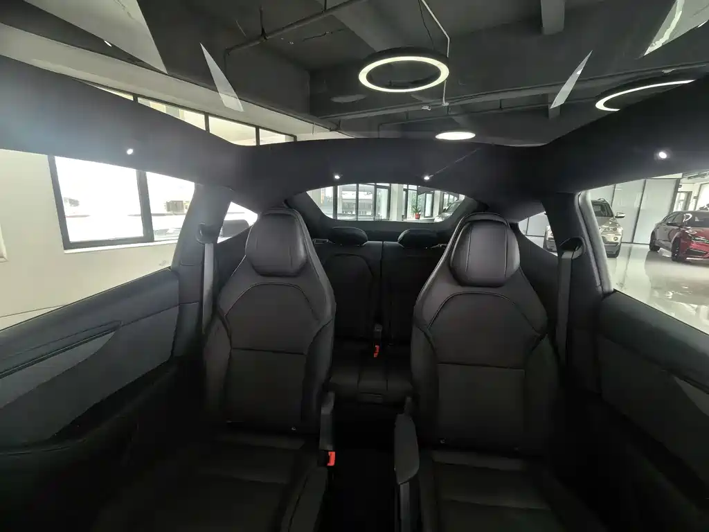 Tesla Model Y L — миниатюра 14