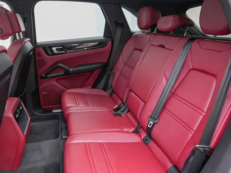 Porsche Cayenne — миниатюра 14