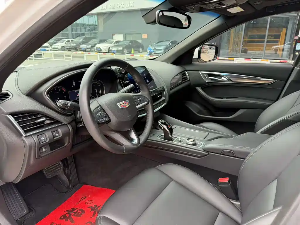 Cadillac CT5 — миниатюра 4