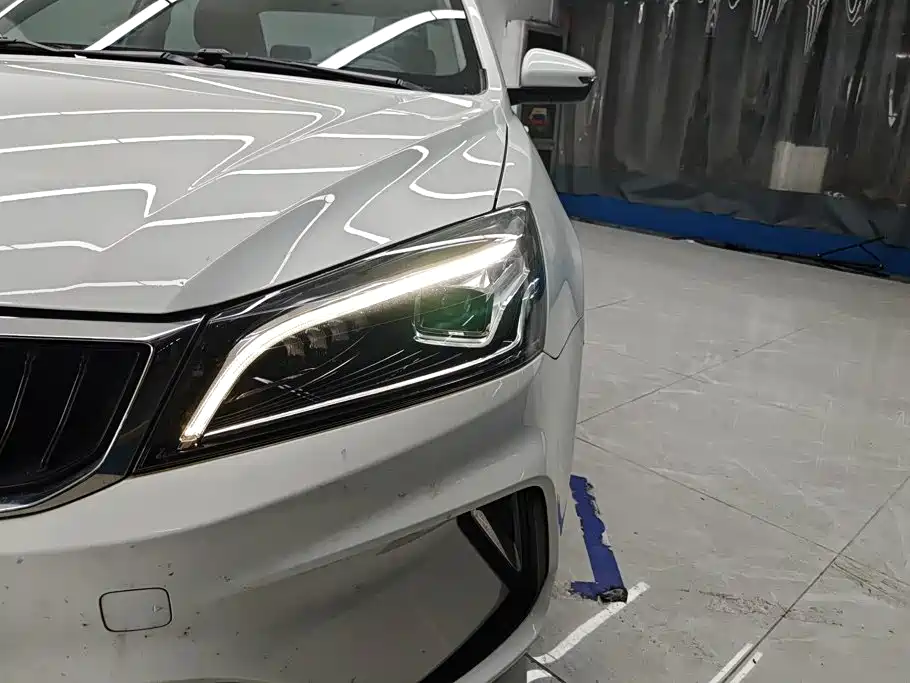 Geely Emgrand — миниатюра 5