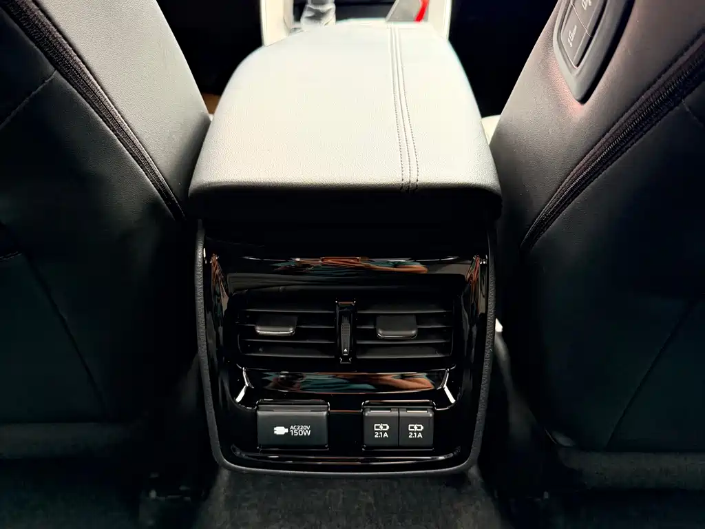 Toyota Avalon - фото 18