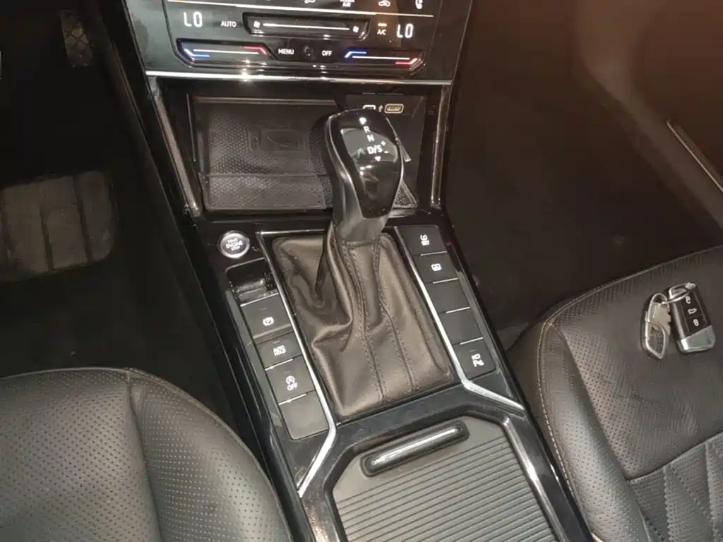 Volkswagen Passat — миниатюра 14