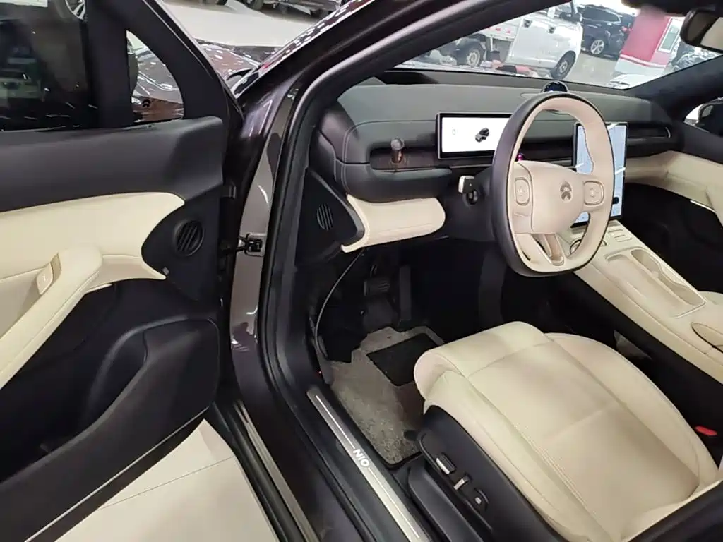 NIO ES6 — миниатюра 16