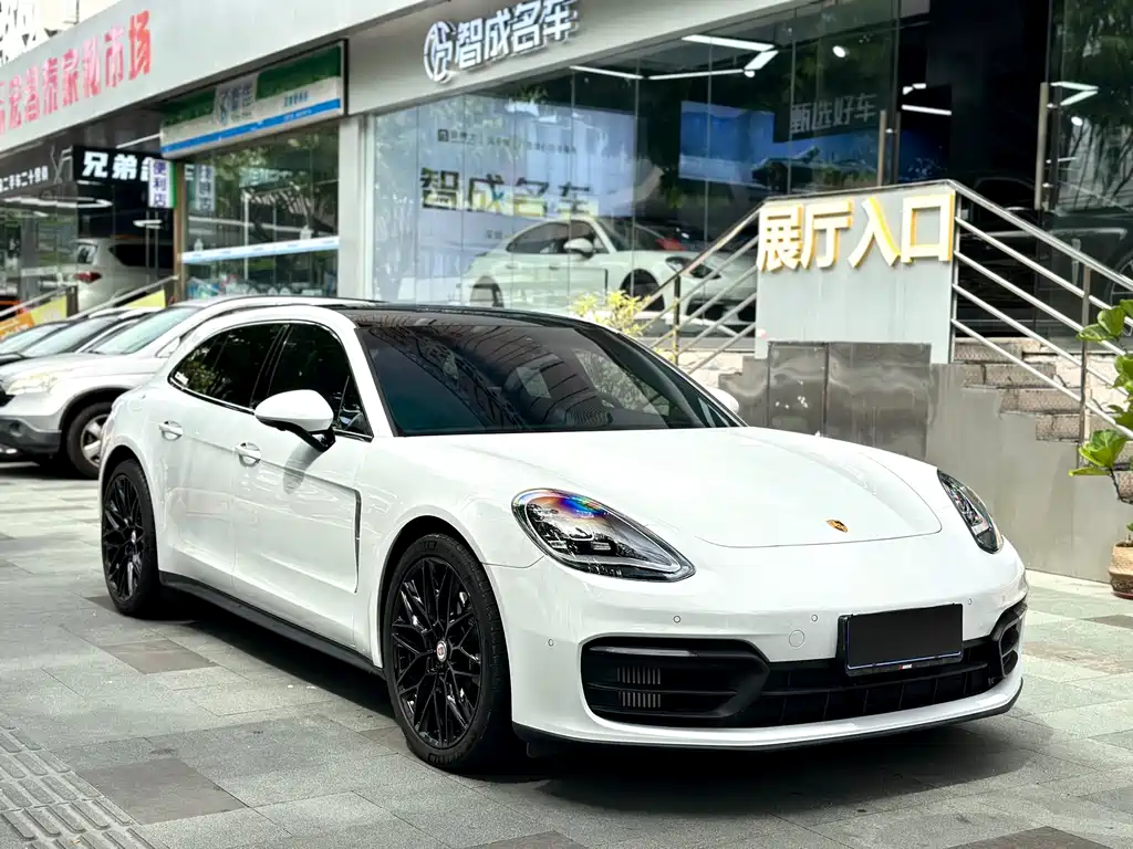 Porsche Panamera — миниатюра 3