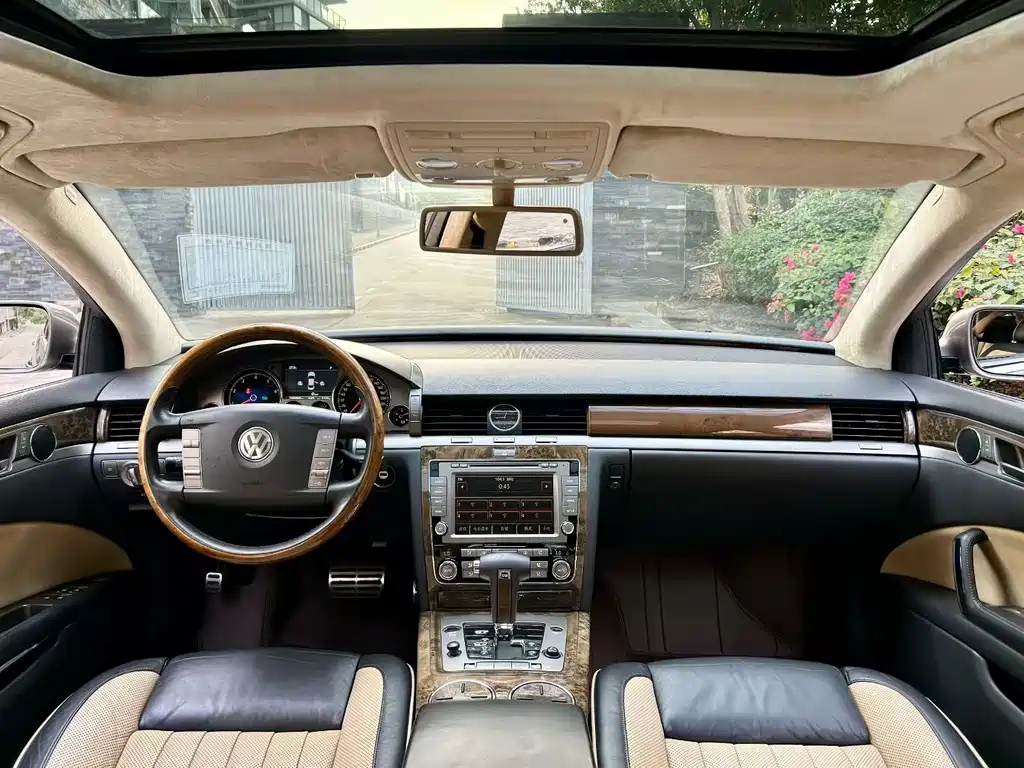 Volkswagen Phaeton — миниатюра 5