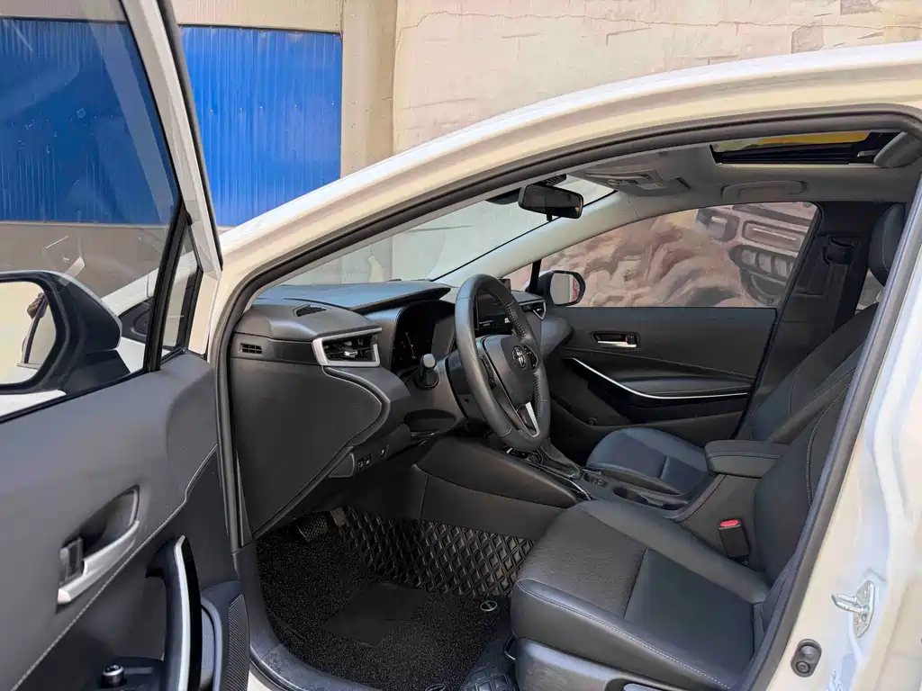 Toyota Corolla — миниатюра 7