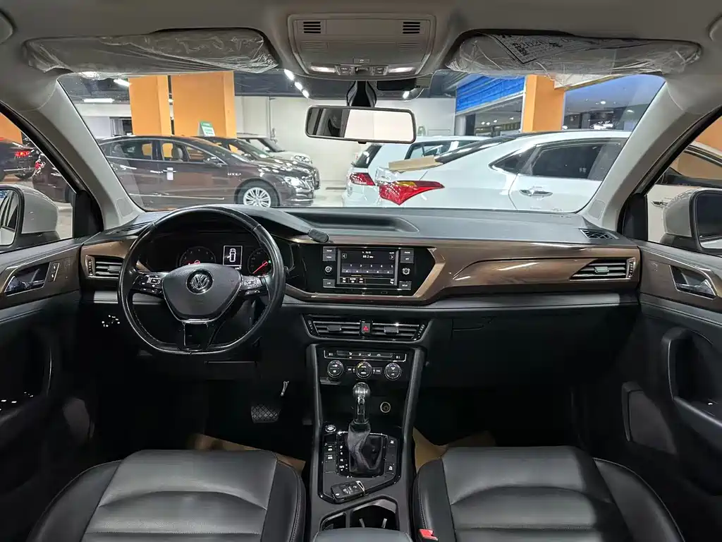 Volkswagen Tharu 2020 280TSI Comfort VI