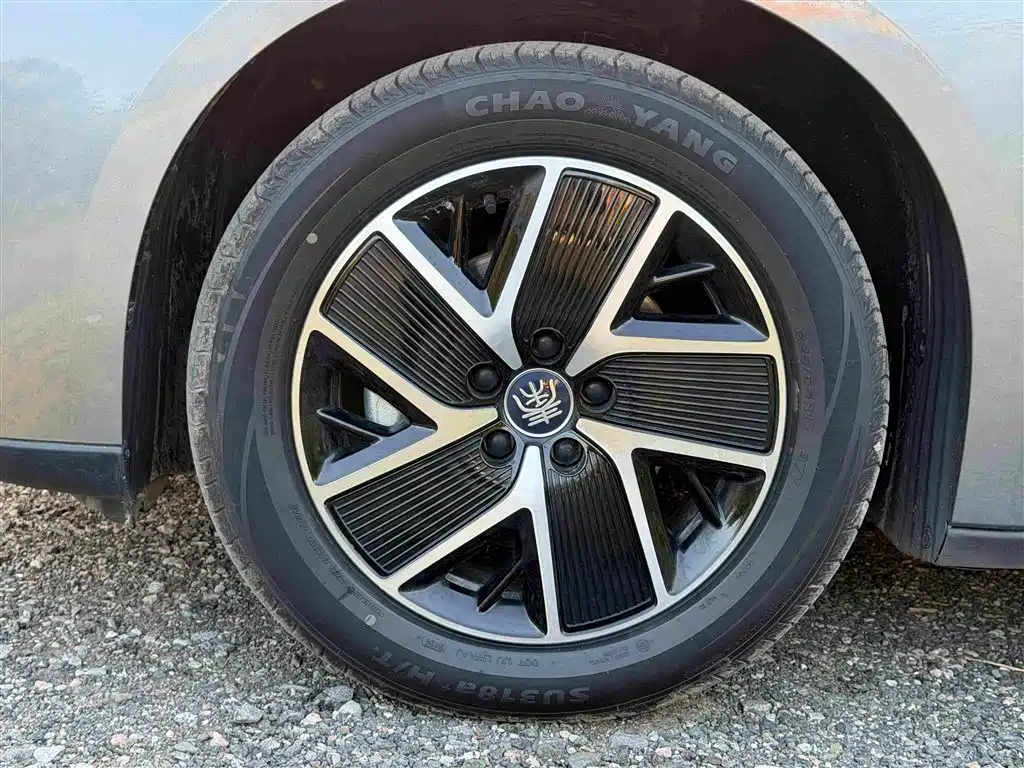 BYD Qin L — миниатюра 13
