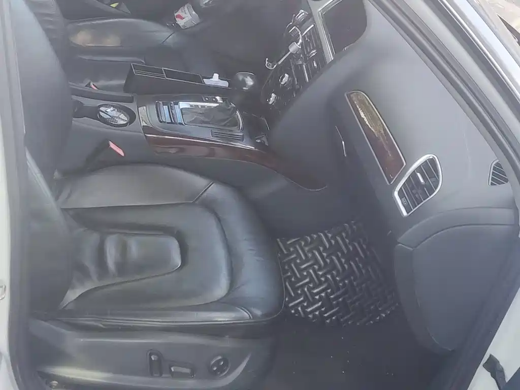Audi A4L — миниатюра 13