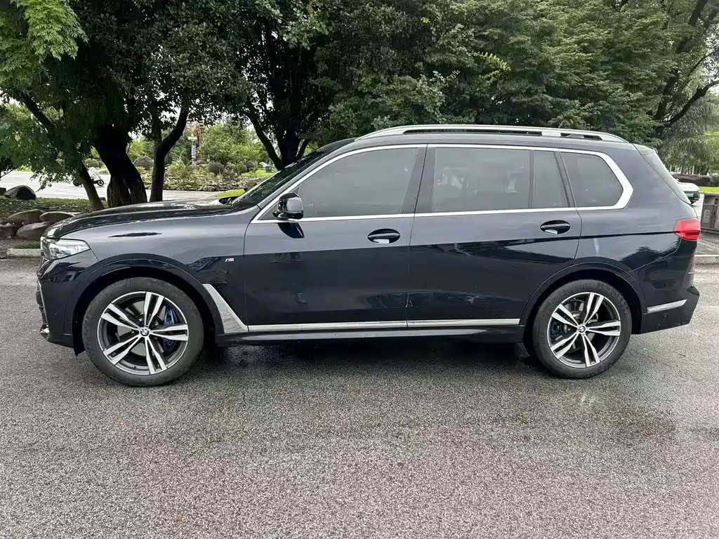 BMW X7 2021 xDrive40i Premium M Sport