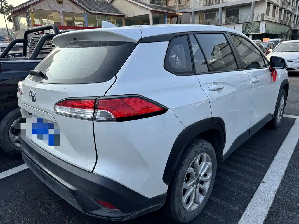 Toyota Frontlander — миниатюра 12