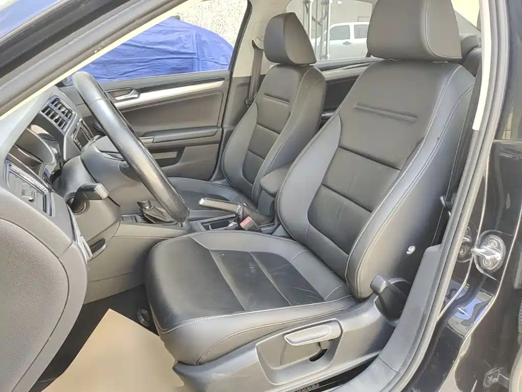 Volkswagen Sagitar — миниатюра 15