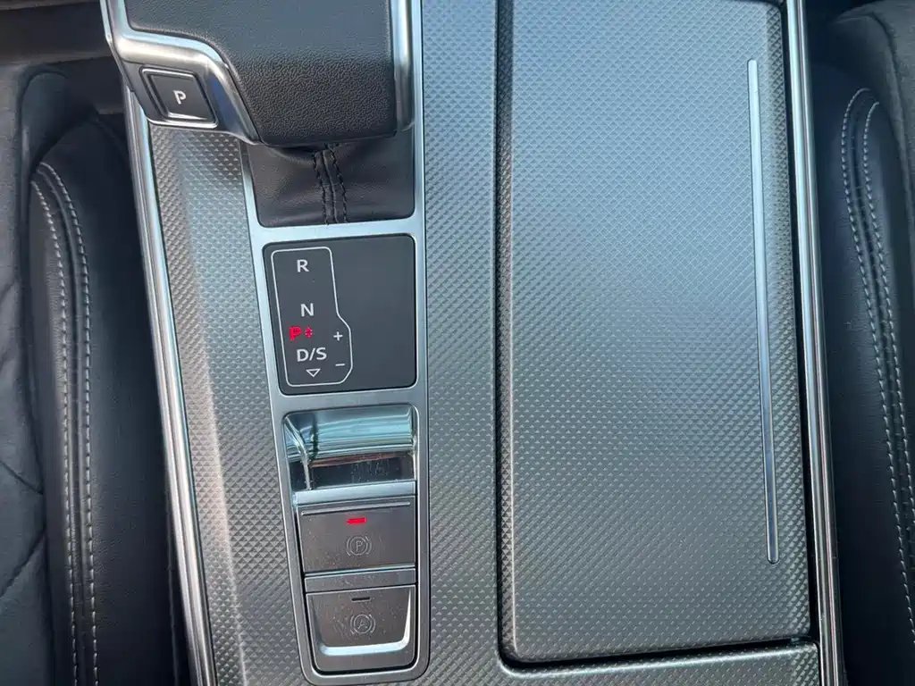 Audi A6L — миниатюра 15