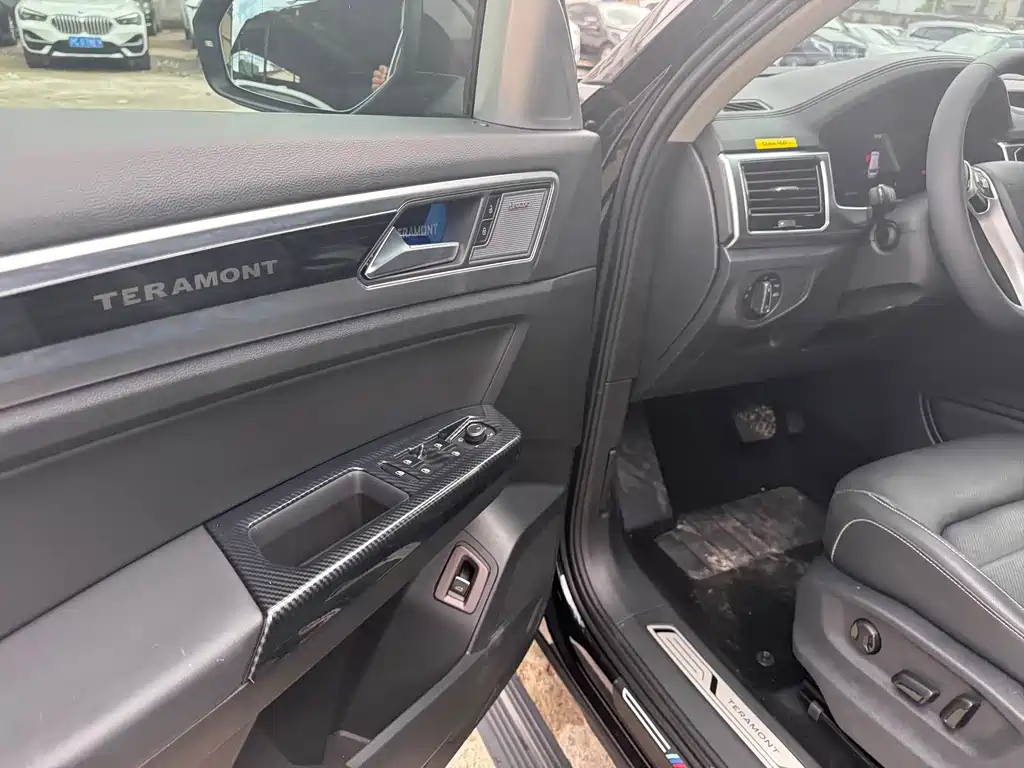 Volkswagen Teramont — миниатюра 5
