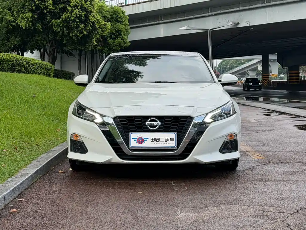 Nissan Teana — миниатюра 2