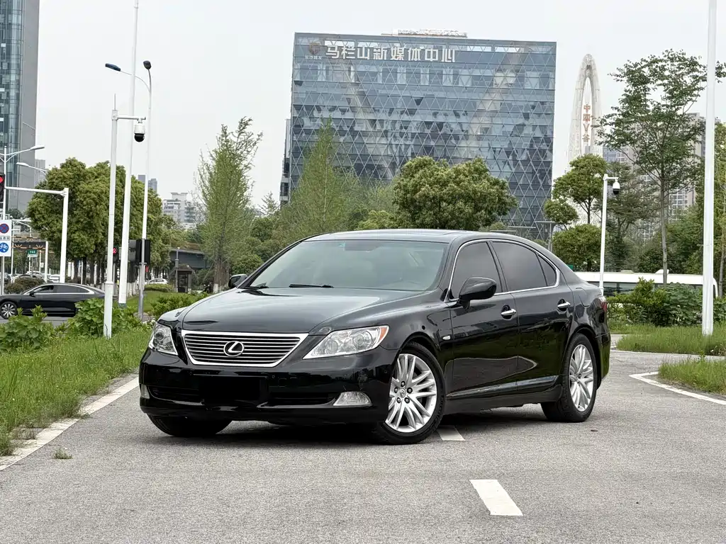 Lexus LS 2007