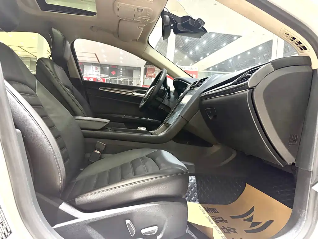 Ford Mondeo 2017 EcoBoost 200 Fashion