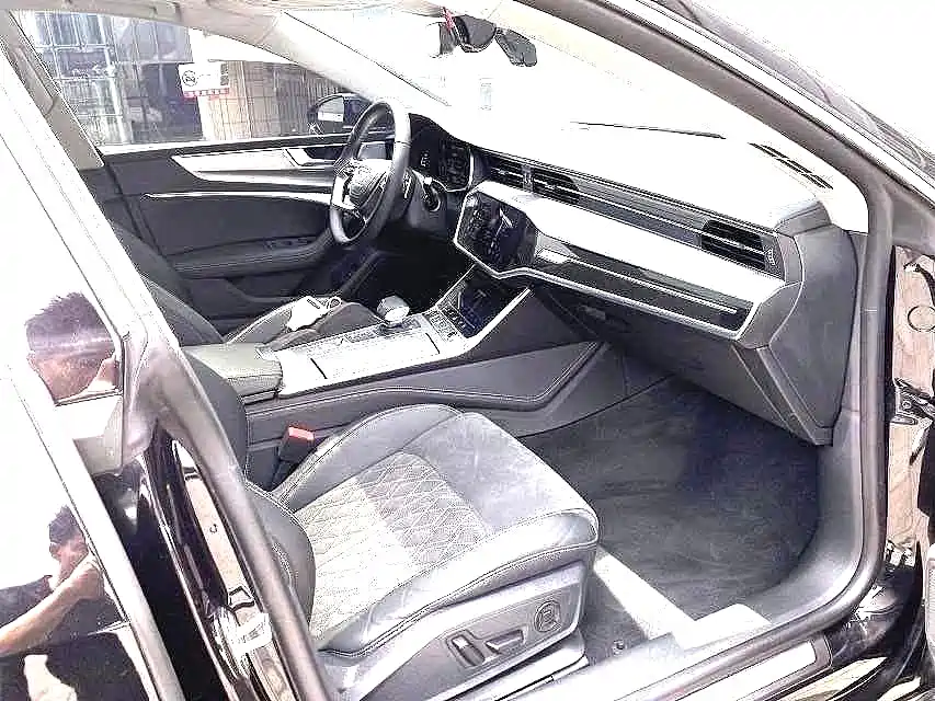 Audi A7L — миниатюра 7