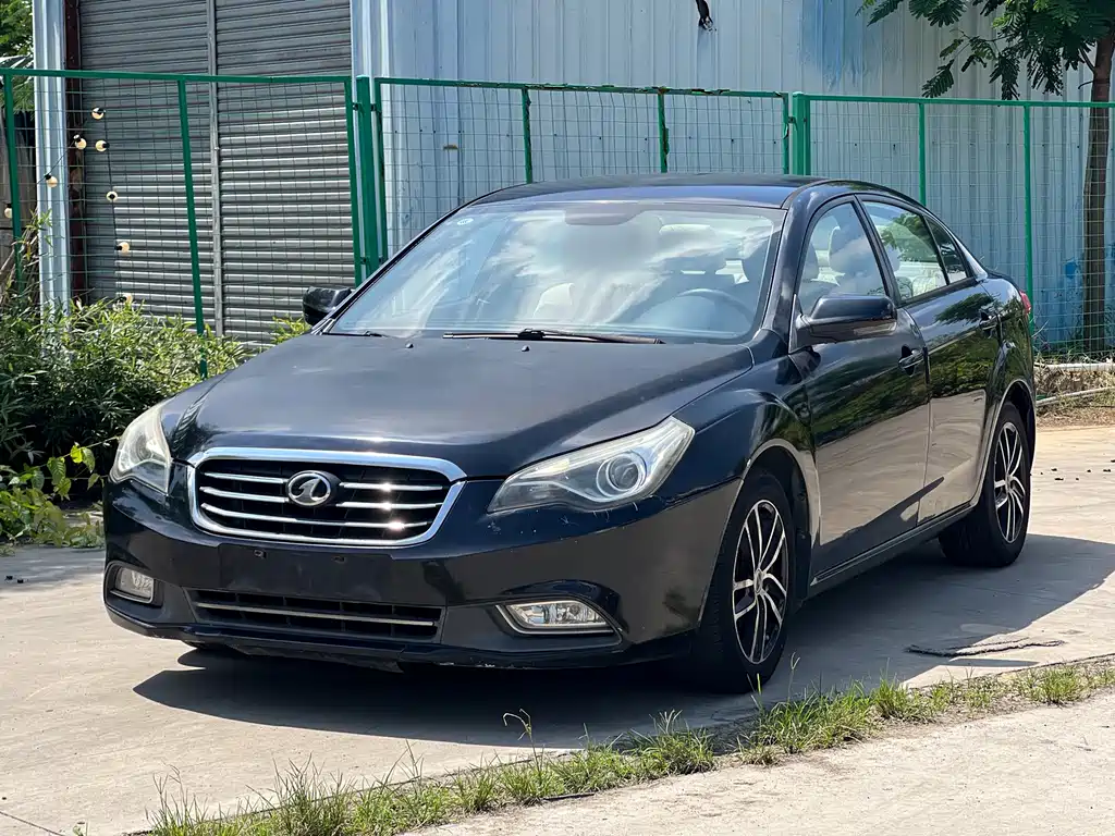 Купить Bestune B50