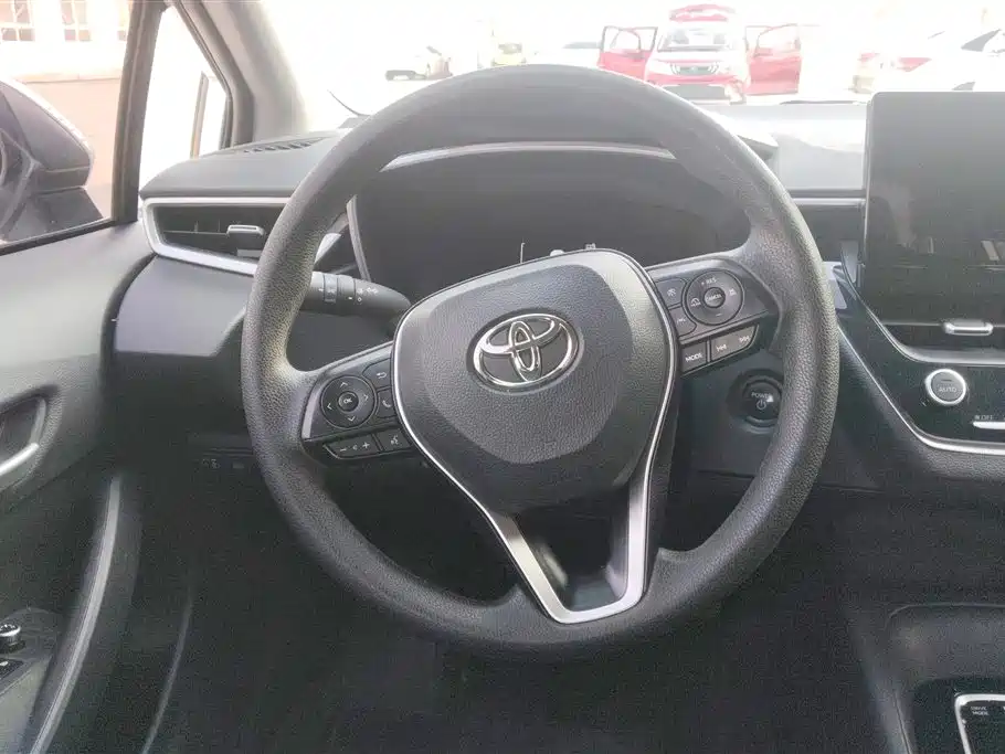 TOYOTA LEI LING