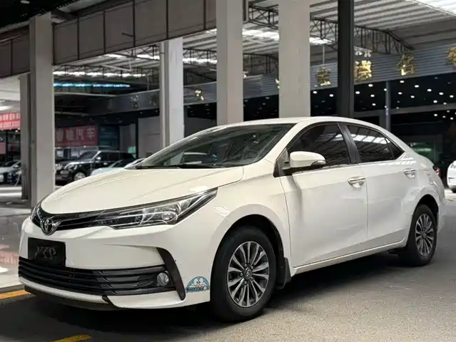TOYOTA COROLLA 2017