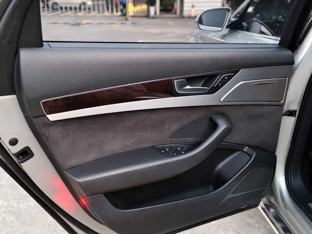 Audi A8 A8L 45 TFSI quattro Comfort Type, фото 14