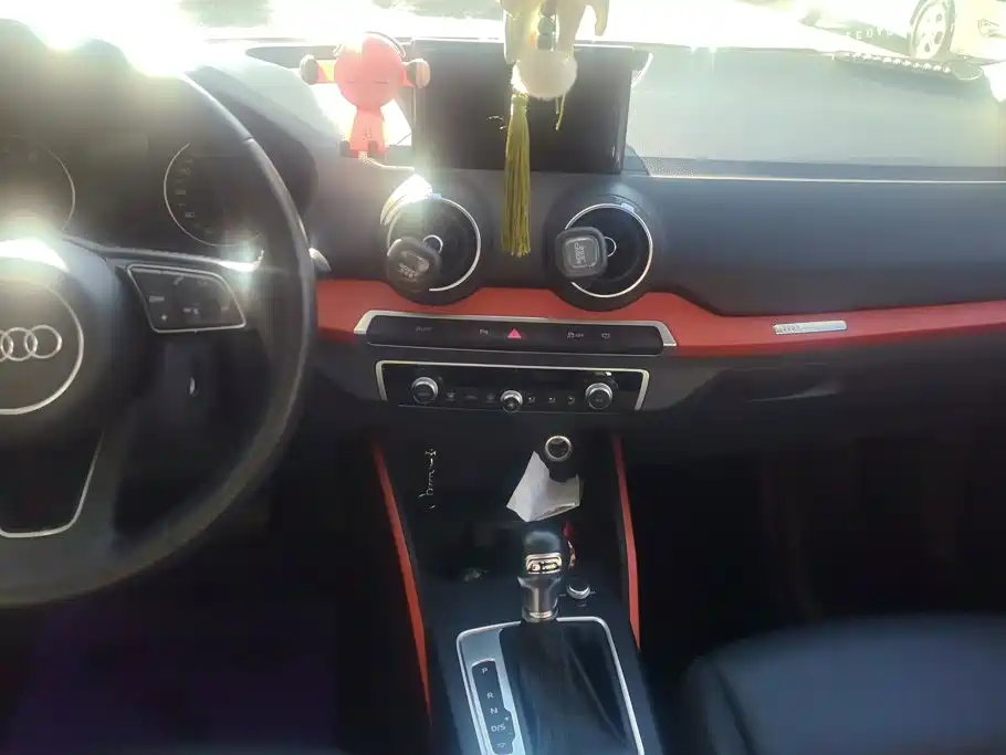 Audi Q2L — миниатюра 13
