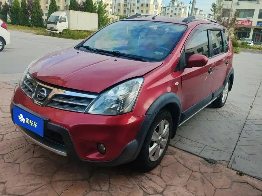 Nissan Livina
