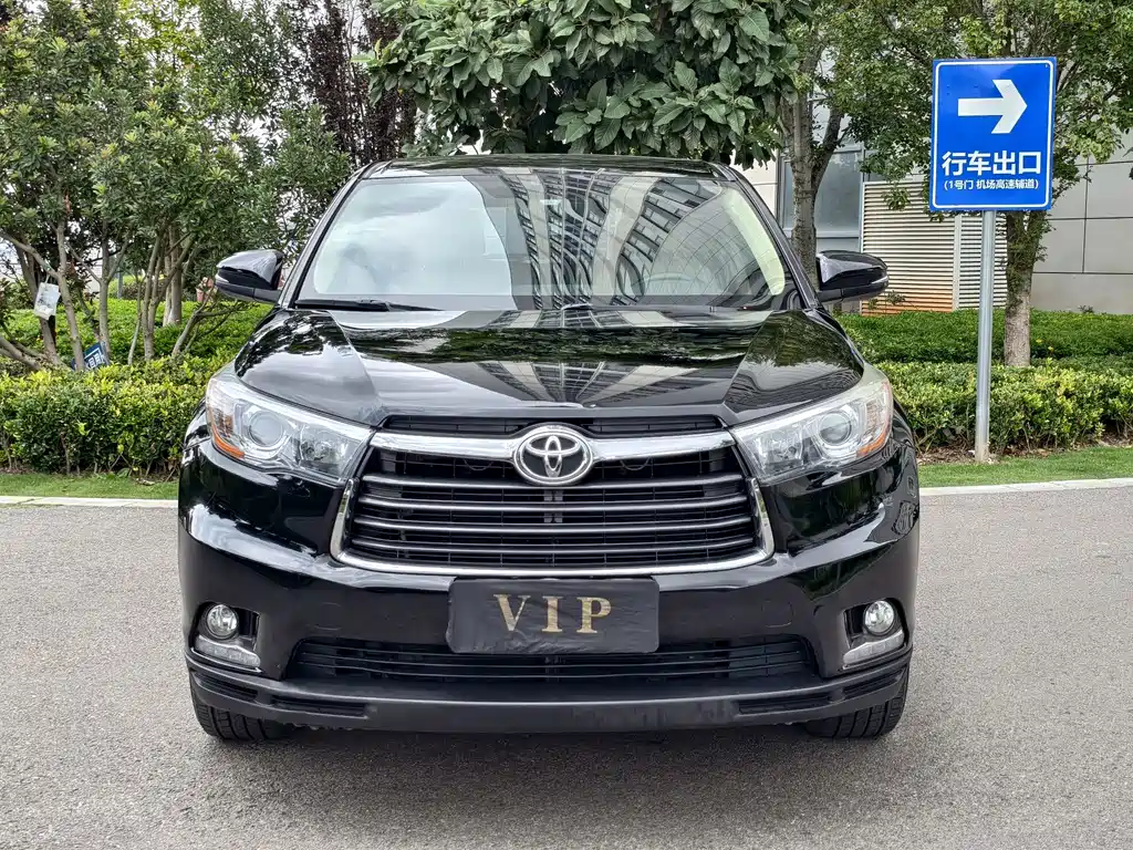 Toyota Highlander — миниатюра 2