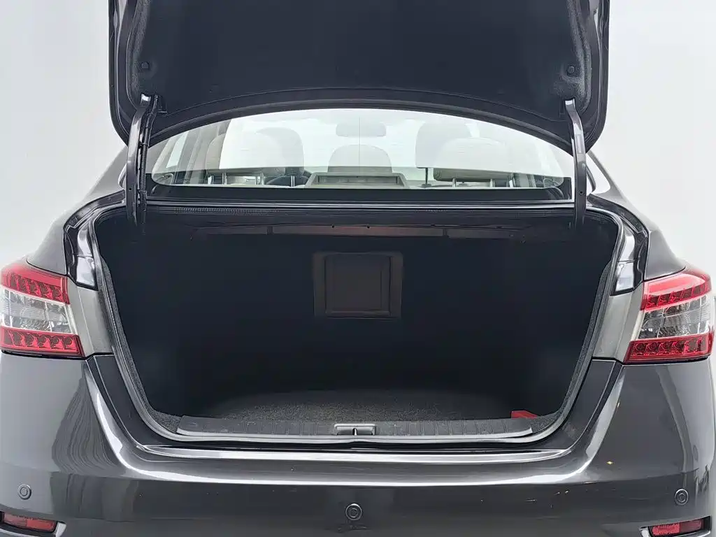 Nissan Sylphy — миниатюра 16