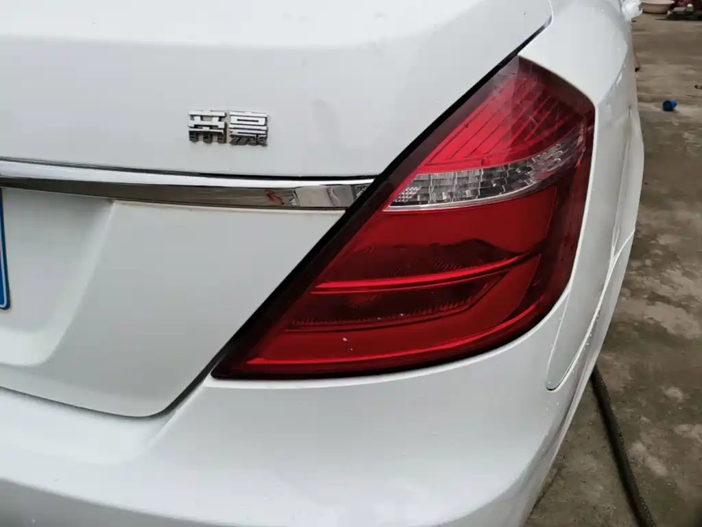Geely Emgrand — миниатюра 8