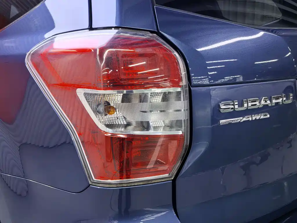 Subaru Forester 2013 2.0i AT Luxury