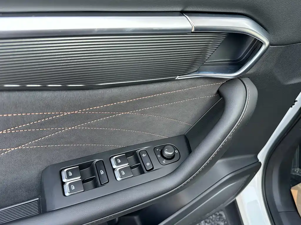 GEELY AUTOMOBILE HAOYUE L