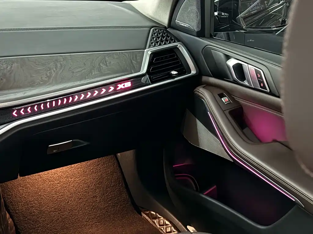 BMW X5 — миниатюра 9
