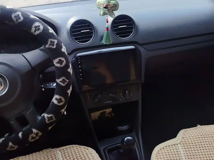 Volkswagen Jetta — миниатюра 13
