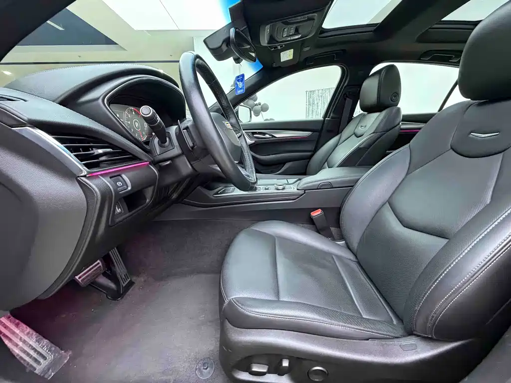Cadillac CT5 — миниатюра 3
