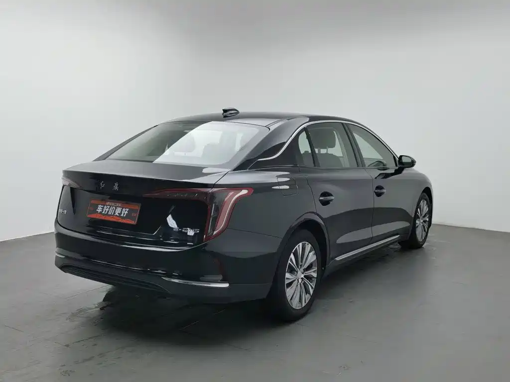 Hongqi Hongqi E-QM5 — миниатюра 2