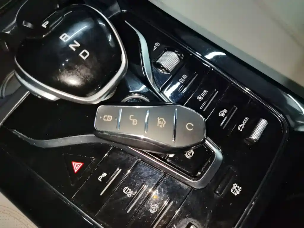 BYD Qin PLUS — миниатюра 9