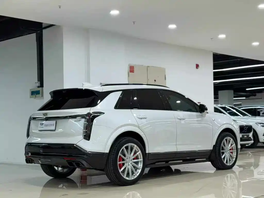 Cadillac XT5 — миниатюра 9