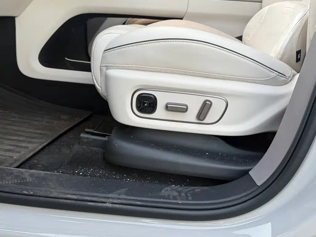 Li Auto Li i8 — миниатюра 9